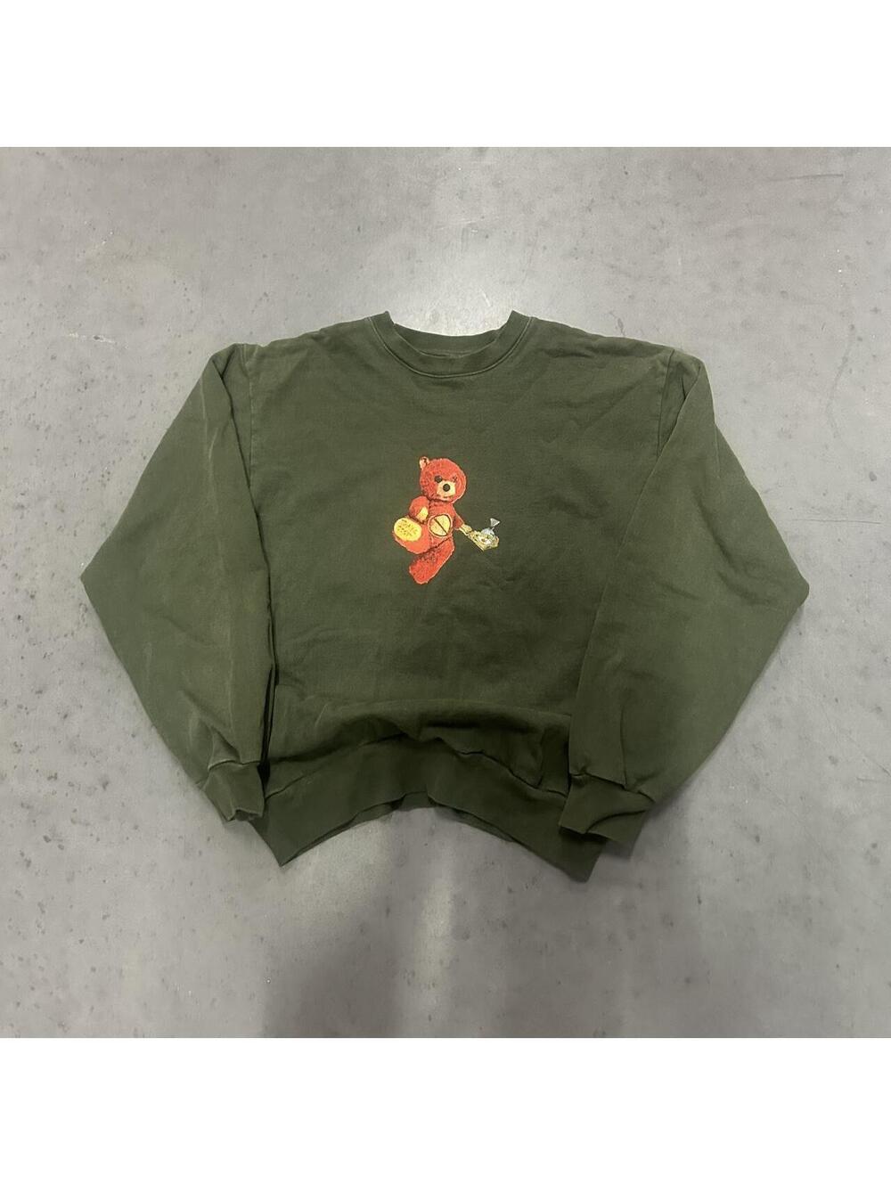 Green Astroworld tour sweatshirt #TravisScott